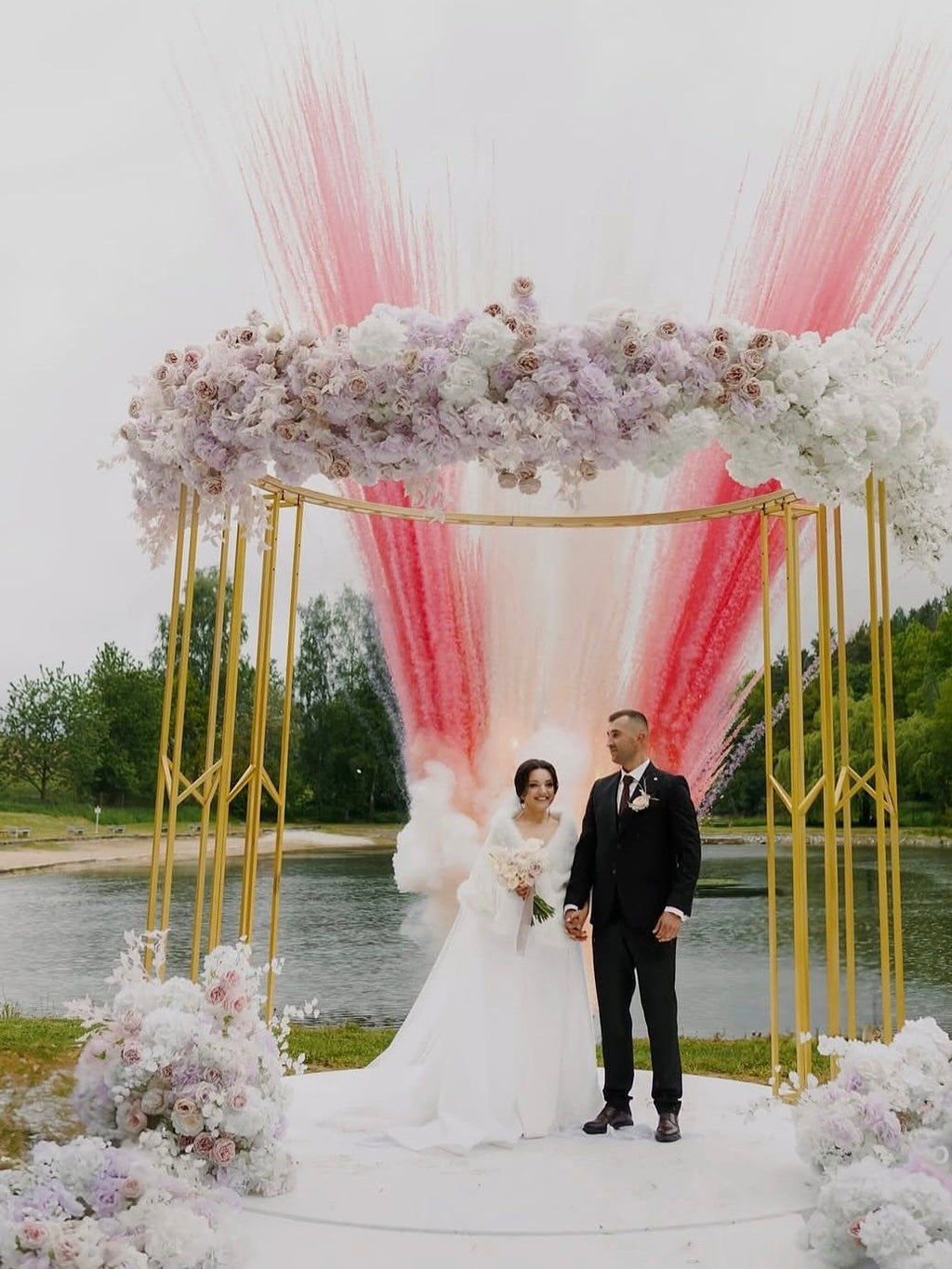 Pack Fumigènes Mariage Brume d’Émotion – Effet Éventail Multicolore